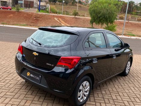 Chevrolet ONIX HATCH LT 1.0 8V FlexPower 5p Mec.