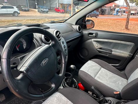 Ford Fiesta Sed. 1.6 8V Flex 4p