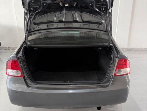 Honda Civic Sedan LXS 1.8/1.8 Flex 16V Mec. 4p