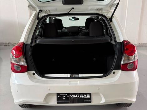 Toyota ETIOS X Plus 1.5 Flex 16V 5p Aut.