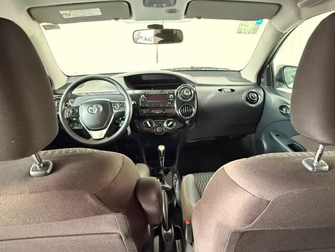 Toyota ETIOS X Plus 1.5 Flex 16V 5p Aut.