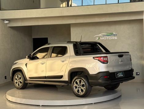 Fiat Strada Volcano 1.3 Flex 8V CD
