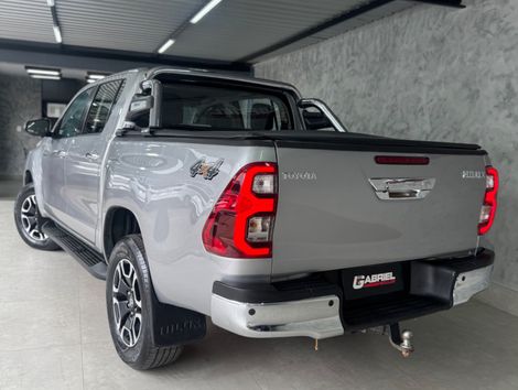 Toyota Hilux CD SRV 4x4 2.8 TDI Diesel Aut.