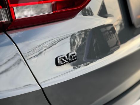 Audi Q3 Prest. 1.4 TFSI Flex/Prest. S-tronic