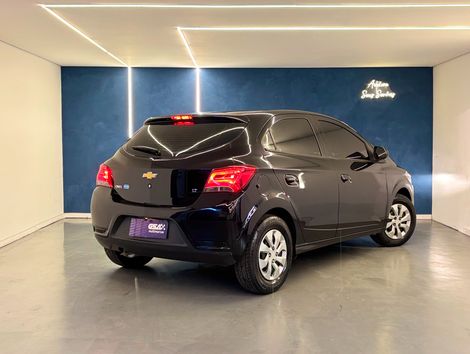Chevrolet ONIX HATCH LT 1.0 8V FlexPower 5p Mec.