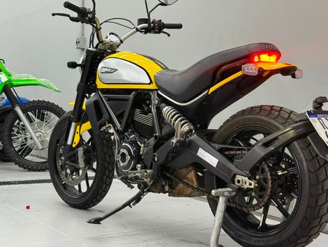 Ducati SCRAMBLER ICON 800cc