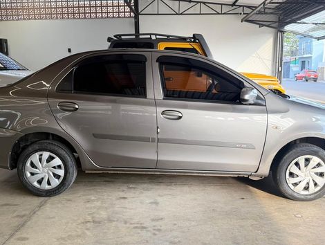 Toyota ETIOS X Sedan 1.5 Flex 16V 4p Mec.