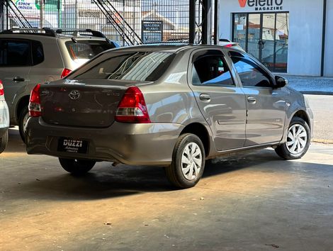 Toyota ETIOS X Sedan 1.5 Flex 16V 4p Mec.