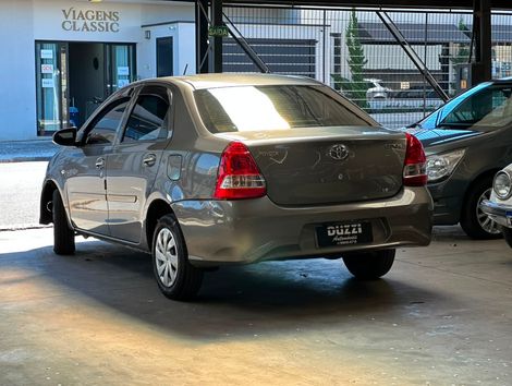 Toyota ETIOS X Sedan 1.5 Flex 16V 4p Mec.
