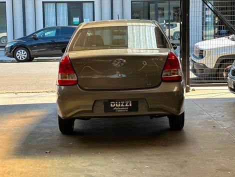 Toyota ETIOS X Sedan 1.5 Flex 16V 4p Mec.