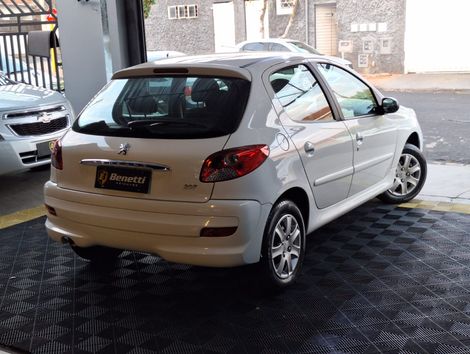 Peugeot 207 Active 1.4 Flex 8V 5p