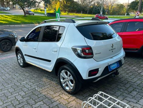 Renault SANDERO STEP. Easy R H-Power 1.6 8V