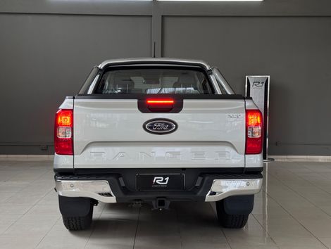 Ford Ranger XLT 3.0 V6 4x4 CD TB  Die. Aut.