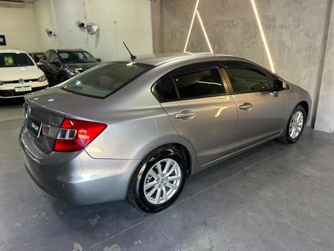 Honda Civic Sedan LXS 1.8/1.8 Flex 16V Aut. 4p