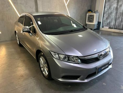 Honda Civic Sedan LXS 1.8/1.8 Flex 16V Aut. 4p