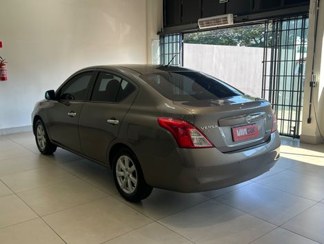 Nissan VERSA SL 1.6 16V Flex Fuel 4p Mec.