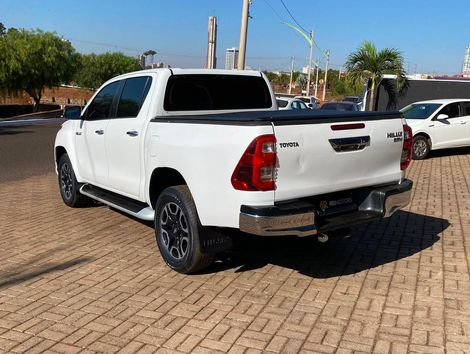 Toyota Hilux CD SRV 4x2 2.7 Flex 16V Aut.