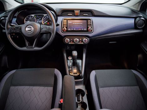 Nissan VERSA Sense 1.6 16V Flex Aut.
