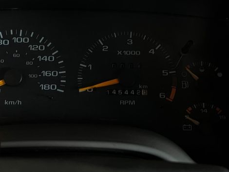 Chevrolet S10 Pick-Up Luxe 4.3 V6 CE