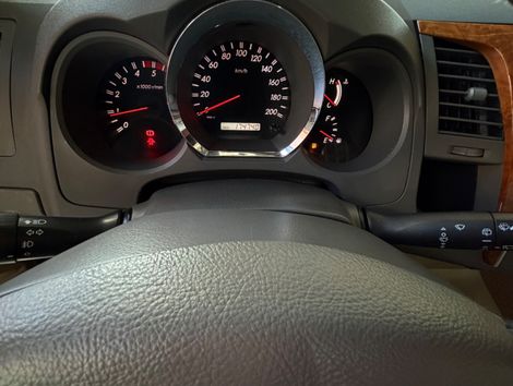 Toyota Hilux SW4 SRV D4-D 4x4 3.0 TDI Dies. Aut