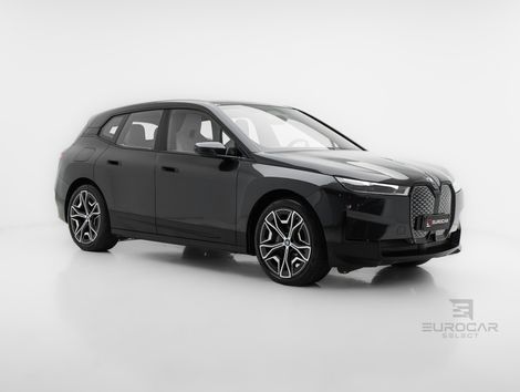 BMW iX XDrive 40 Aut. (Elétrico)