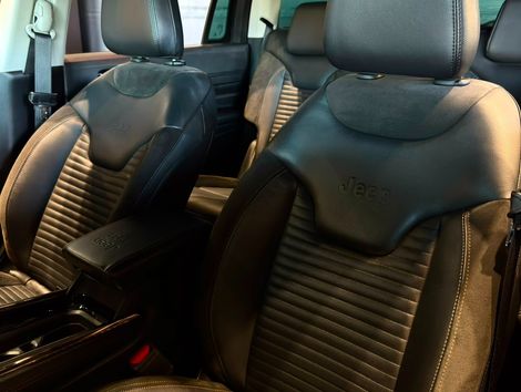 Jeep Commander Limited T270 1.3 TB Flex Aut.