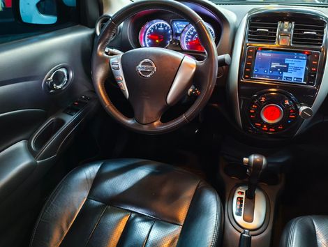 Nissan VERSA SL 1.6 16V FlexStart 4p Aut.