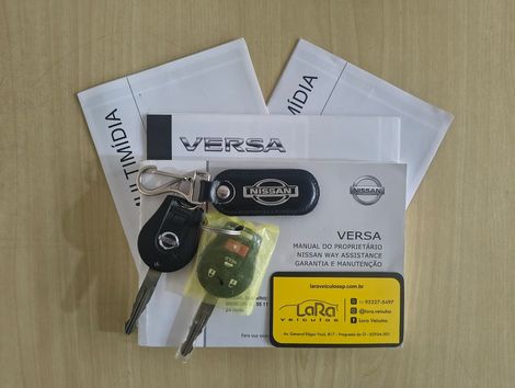 Nissan VERSA SL 1.6 16V FlexStart 4p Aut.