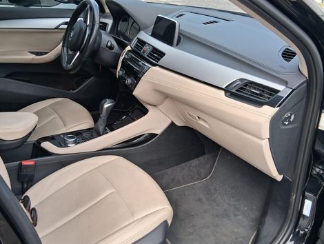 BMW X2 SDRIVE 18i 1.5 ActiveFlex 136cv Aut.