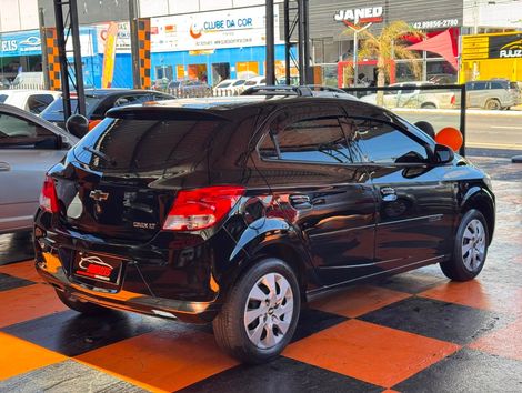 Chevrolet ONIX HATCH LT 1.0 8V FlexPower 5p Mec.