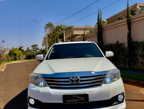 Toyota Hilux CD SR 4x2 2.7 16V/2.7 Flex Aut.