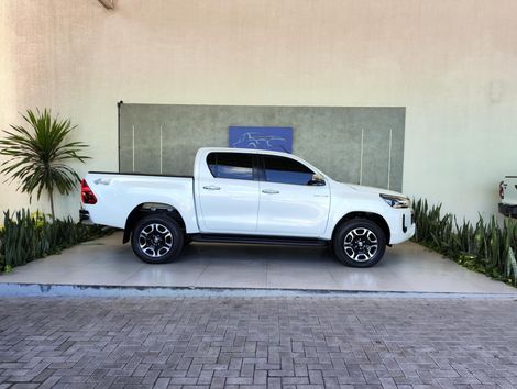 Toyota Hilux CD SRX 4x4 2.8 TDI 16V Diesel Aut.