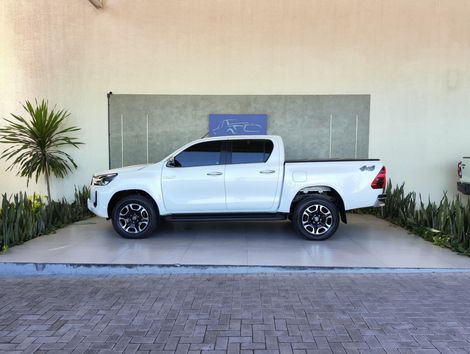 Toyota Hilux CD SRX 4x4 2.8 TDI 16V Diesel Aut.