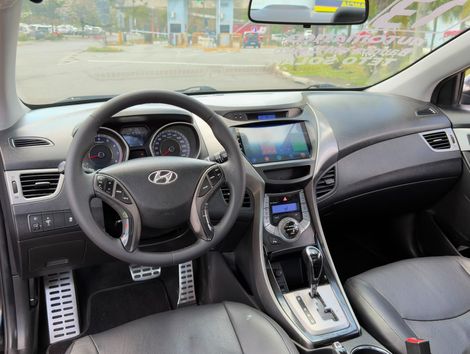 Hyundai Elantra GLS 1.8 16V Aut.