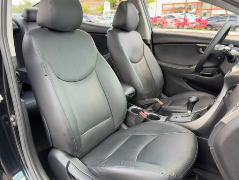 Hyundai Elantra GLS 1.8 16V Aut.