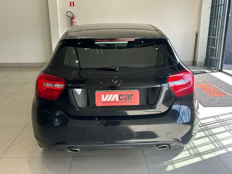 Mercedes Classe A 200 1.6 TB 16V Urban 156cv Aut.