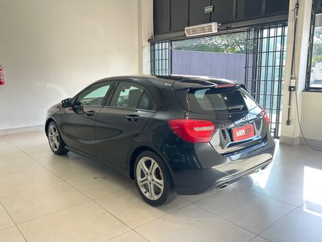 Mercedes Classe A 200 1.6 TB 16V Urban 156cv Aut.