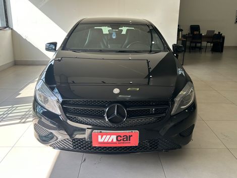 Mercedes Classe A 200 1.6 TB 16V Urban 156cv Aut.