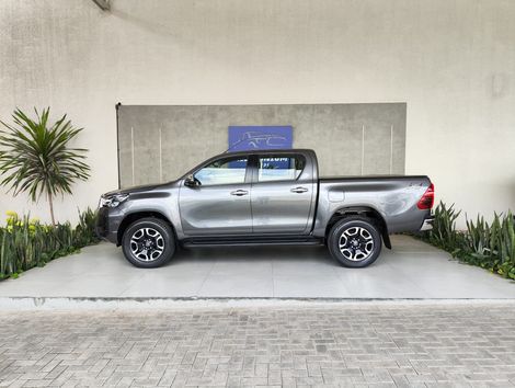 Toyota Hilux CD SRX 4x4 2.8 TDI 16V Diesel Aut.
