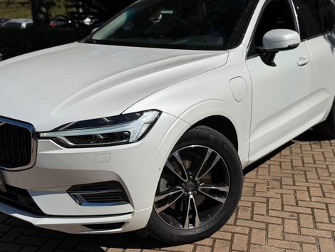 Volvo XC 60 T-8 MOMENTUM 2.0 (Híbrido)