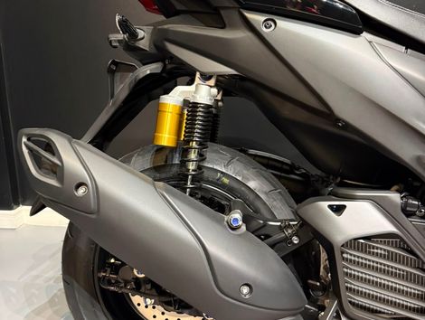 YAMAHA AEROX CONNECTED ABS