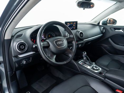 Audi A3 Sedan 1.4/ Attra. 16V TB FSI S-tronic
