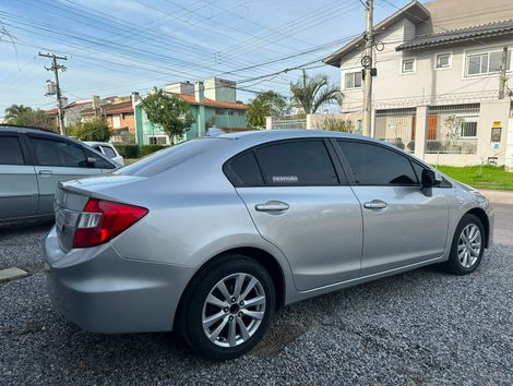 Honda Civic Sedan LXS 1.8/1.8 Flex 16V Aut. 4p