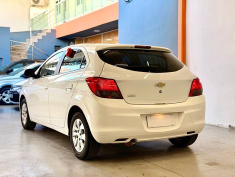 Chevrolet ONIX HATCH Joy 1.0 8V Flex 5p Mec.