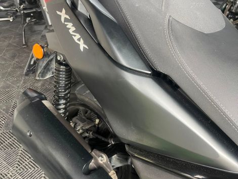 YAMAHA XMAX 250 CONNECTED 