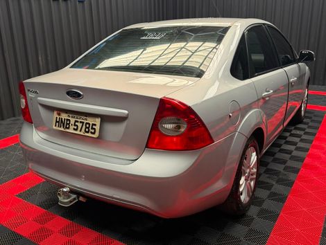 Ford Focus 1.6 S/SE/SE Plus Flex 8V/16V  5p