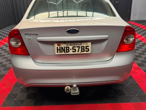 Ford Focus 1.6 S/SE/SE Plus Flex 8V/16V  5p