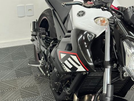 YAMAHA XJ6 N/ABS