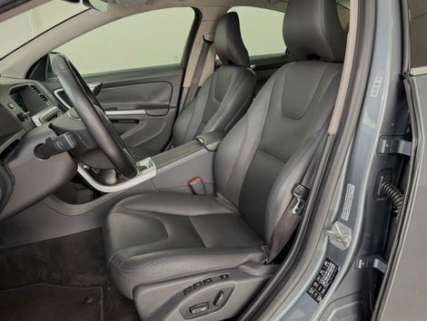 Volvo S60 T-5 KINETIC 2.0 245cv 4p