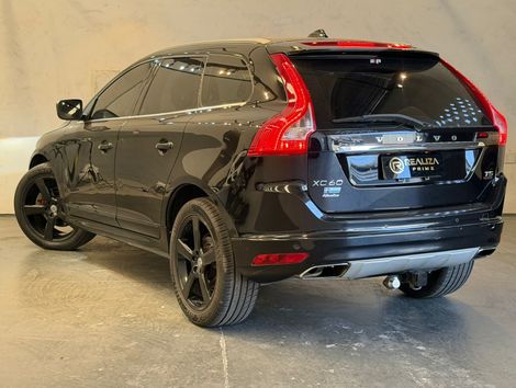 Volvo XC 60 T-5 MOMENTUM 2.0 245cv FWD 5p